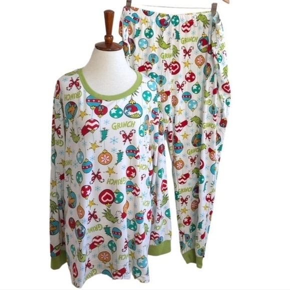 Dr Seuss “The Grinch” Christmas PJ Set Pajamas Women's 3X White All Over Print - Picture 1 of 13